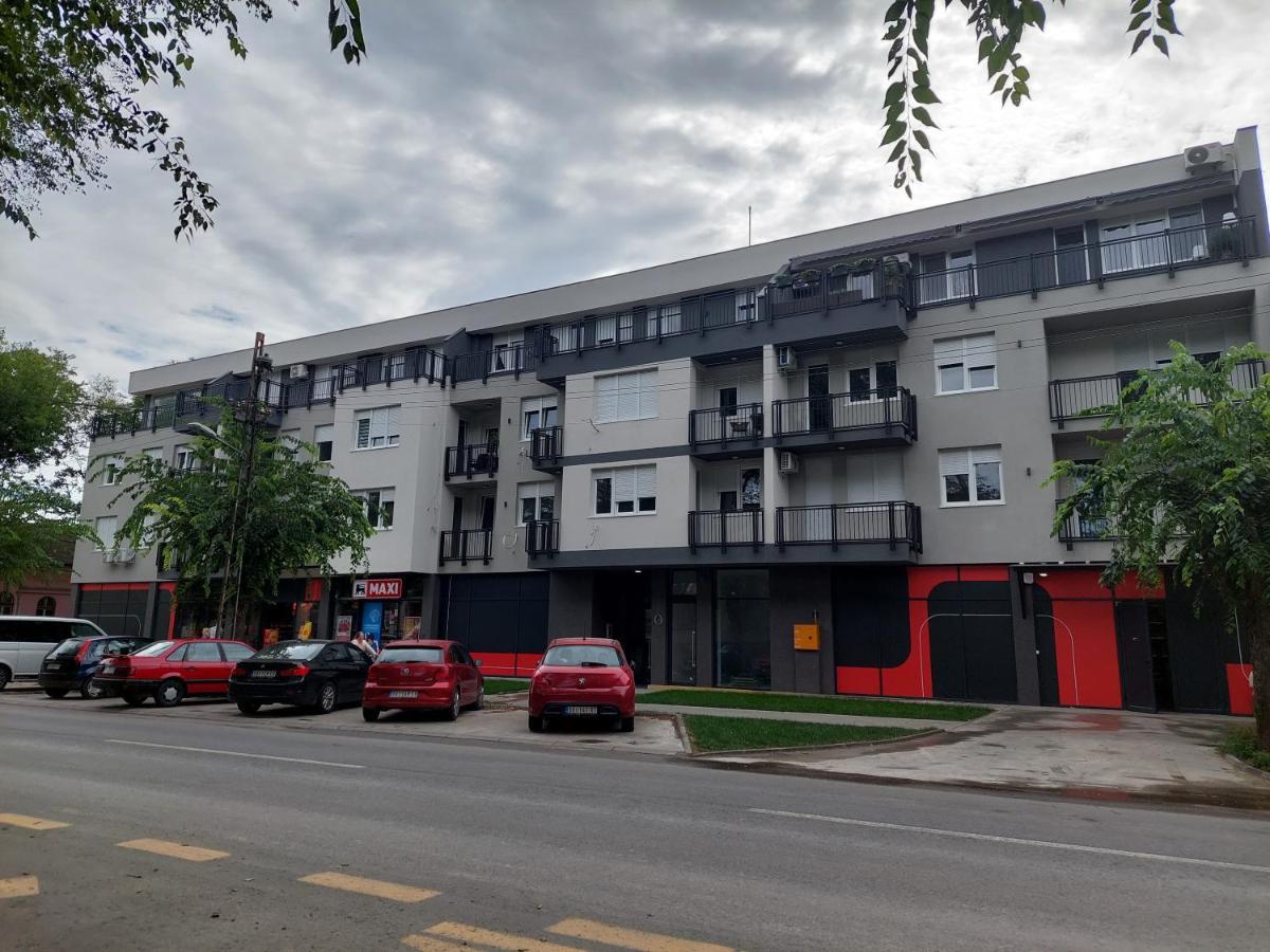 Apartment Ela 수보티차 외부 사진
