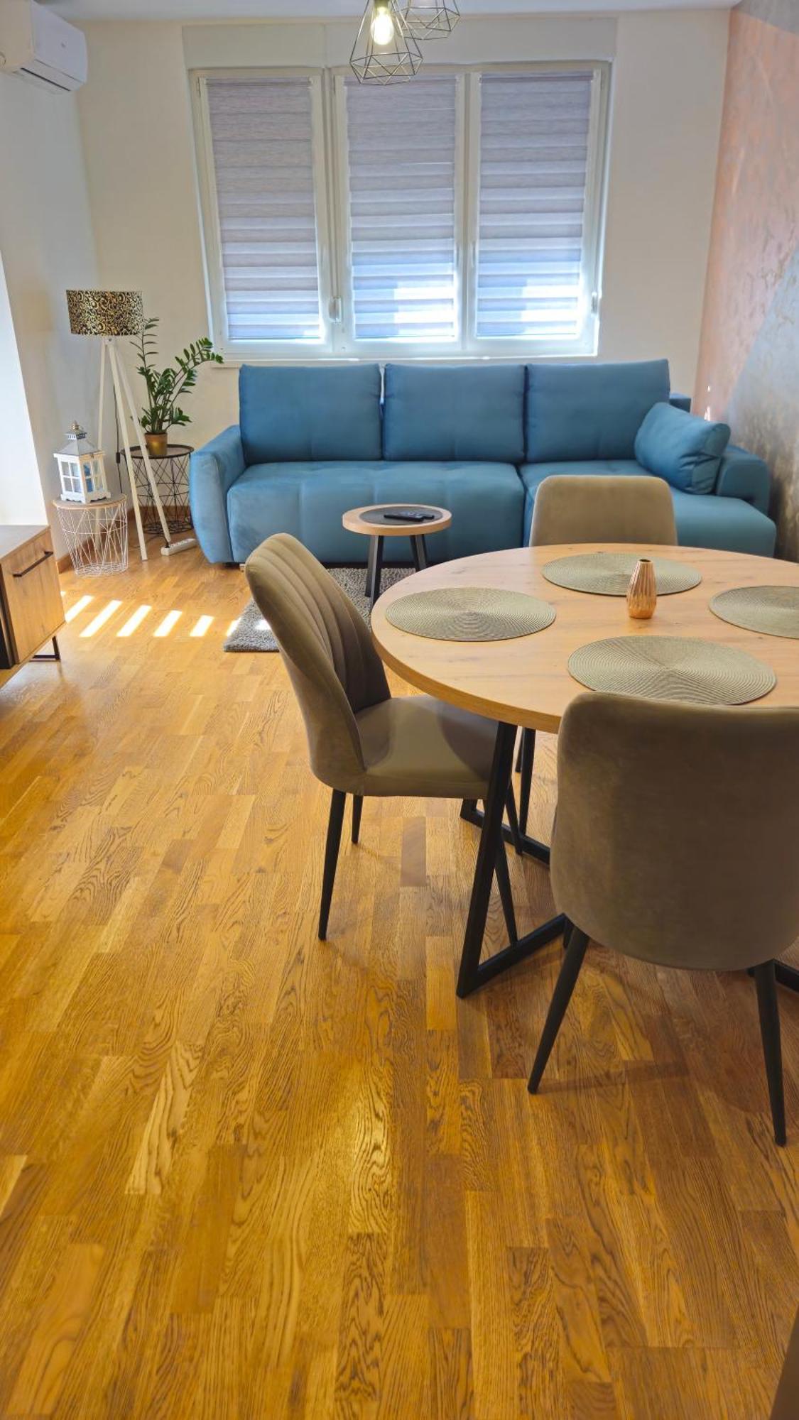 Apartment Ela 수보티차 외부 사진